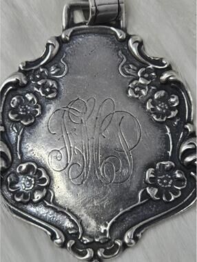 Vintage Foree Sterling Silver Floral Pendant 925